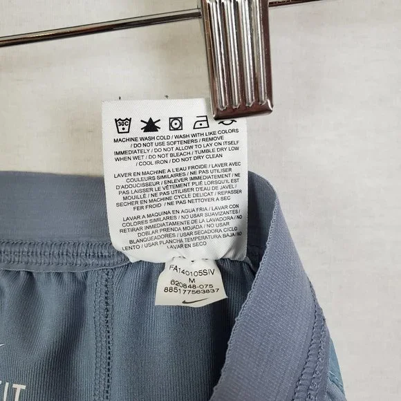 Nike Women's Dri Fit Lined Athletic Shorts M - Picture 8 of 8